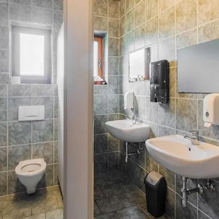 וילה Amazing Chalet With Sauna Up To 15 Guests *