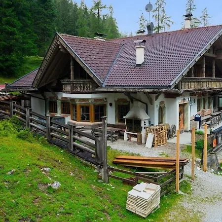 וילה Amazing Chalet With Sauna Up To 15 Guests